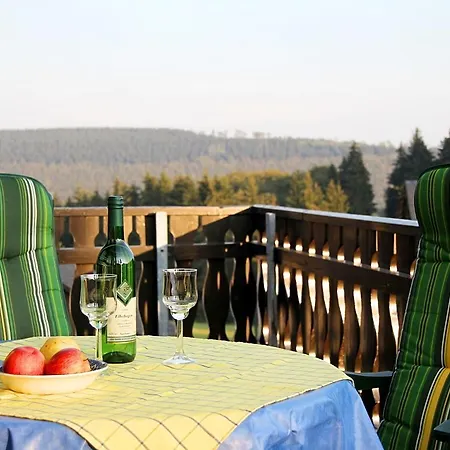 In Langewiese Sauerland With Garden Apartmán